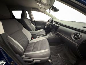 Toyota Auris bild 26