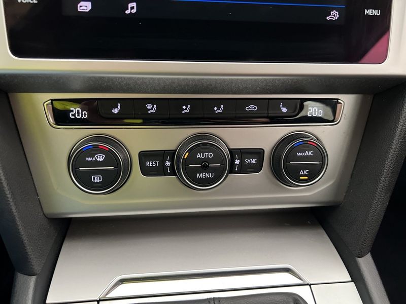 Volkswagen Passat bild 21