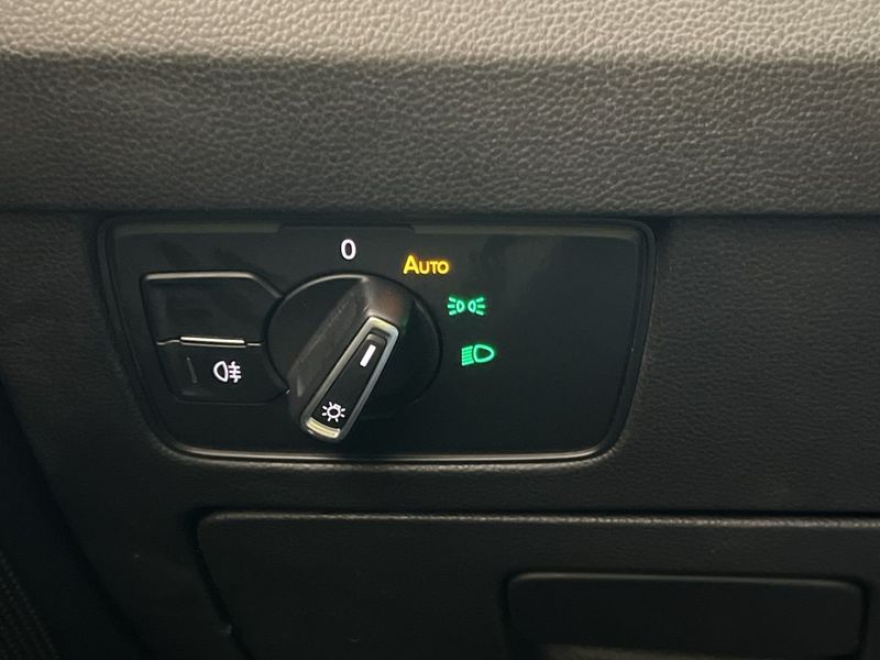 Volkswagen Passat bild 14