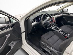 Volkswagen Passat bild 10