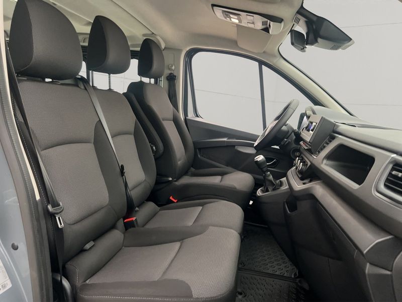 Renault Trafic bild 26