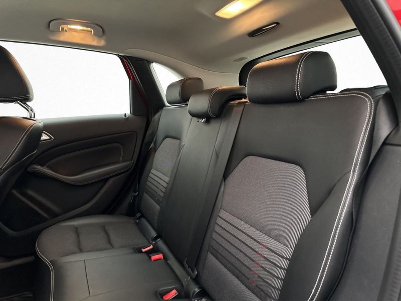 Mercedes B180 bild 16
