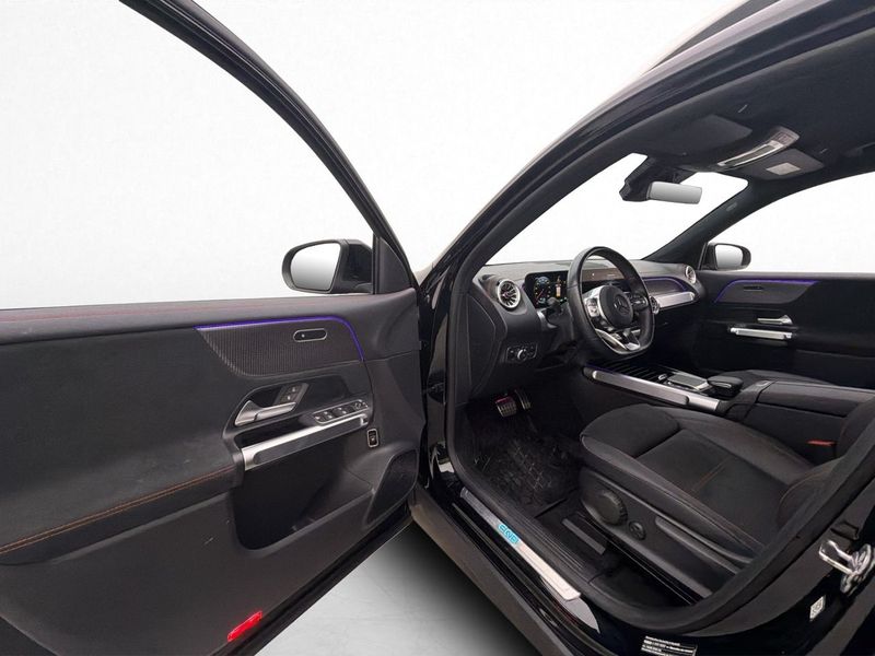 Mercedes EQB300 bild 36