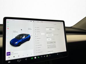Tesla Model Y bild 22