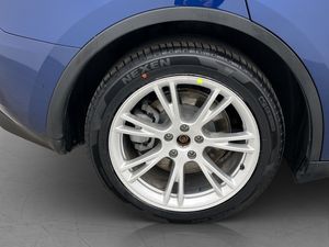 Tesla Model Y bild 32