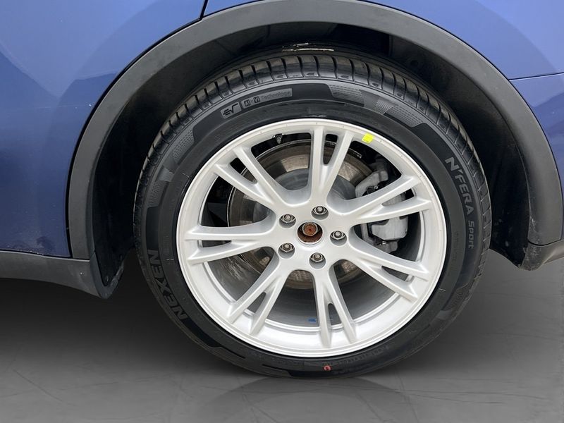 Tesla Model Y bild 31