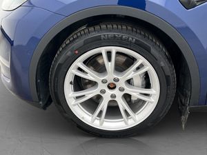 Tesla Model Y bild 29