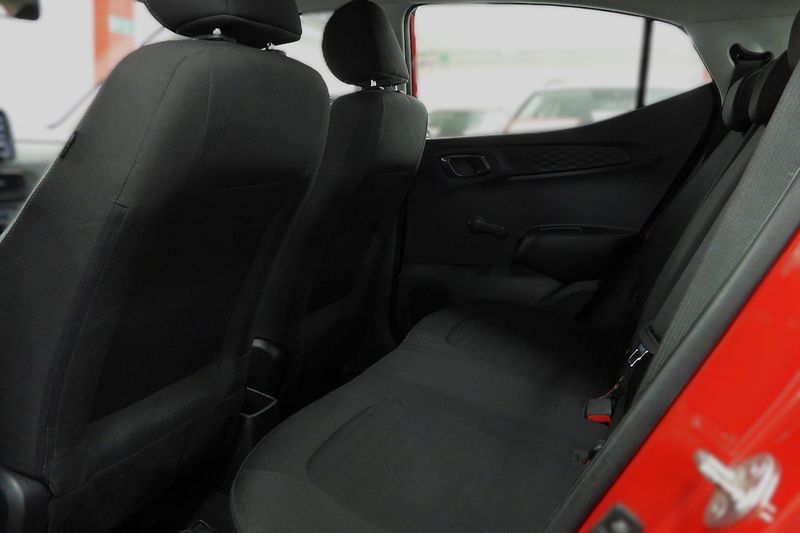 Hyundai i10 bild 19