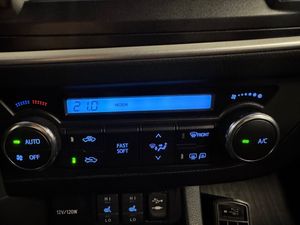Toyota Auris bild 23