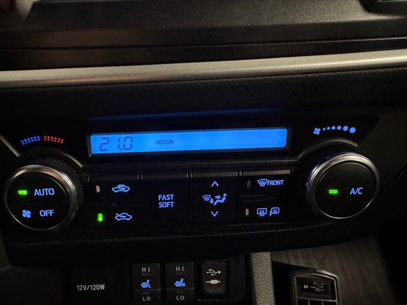 Toyota Auris bild 23