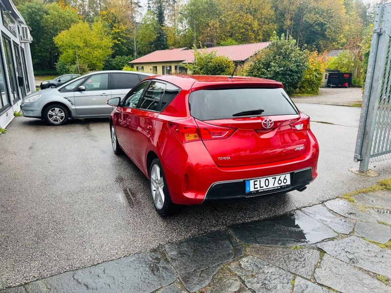 Toyota Auris bild 4