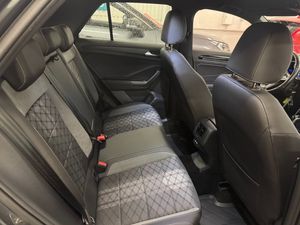 Volkswagen T-Roc bild 17