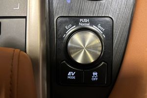 Lexus RX bild 13