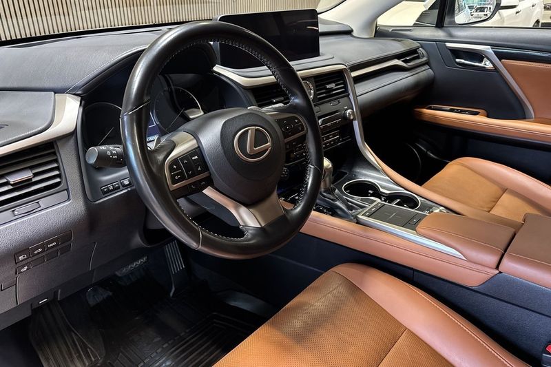 Lexus RX bild 5