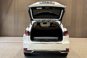 Lexus RX bild 9