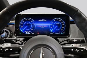 Mercedes EQE350+ bild 10
