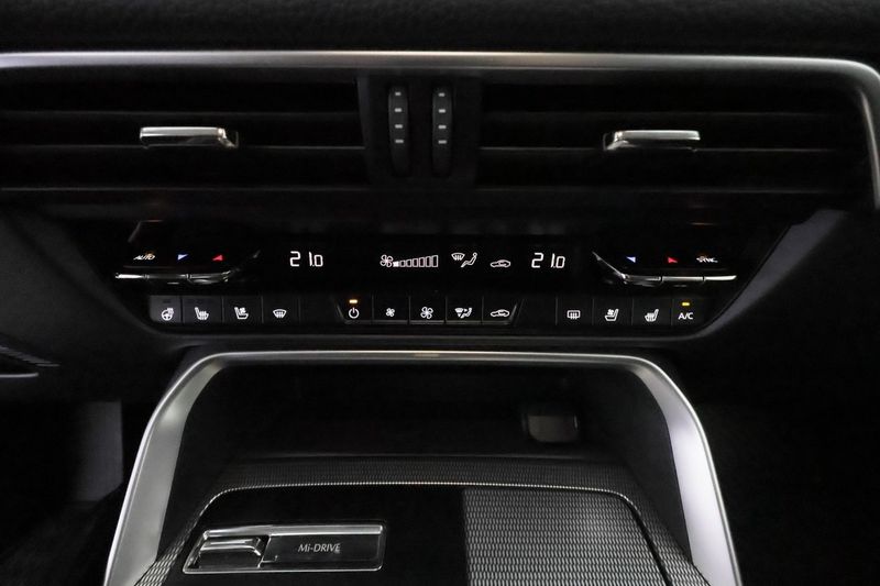 Mazda CX-60 bild 24