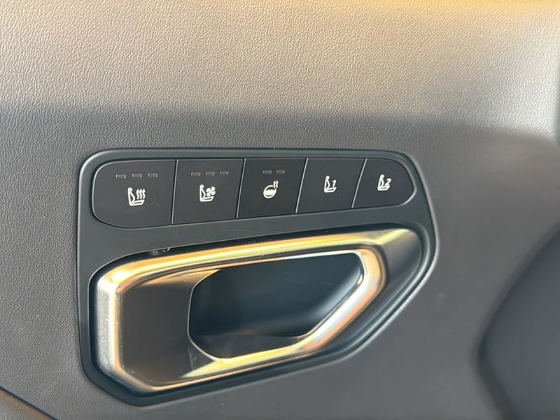 Kia K4 bild 18
