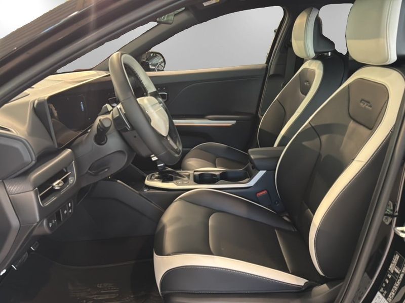 Kia K4 bild 8