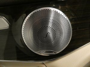 Mercedes GLC300 bild 16