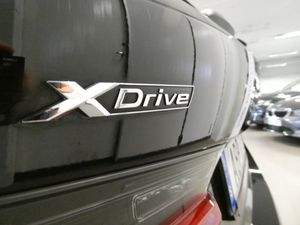 BMW 330 bild 12