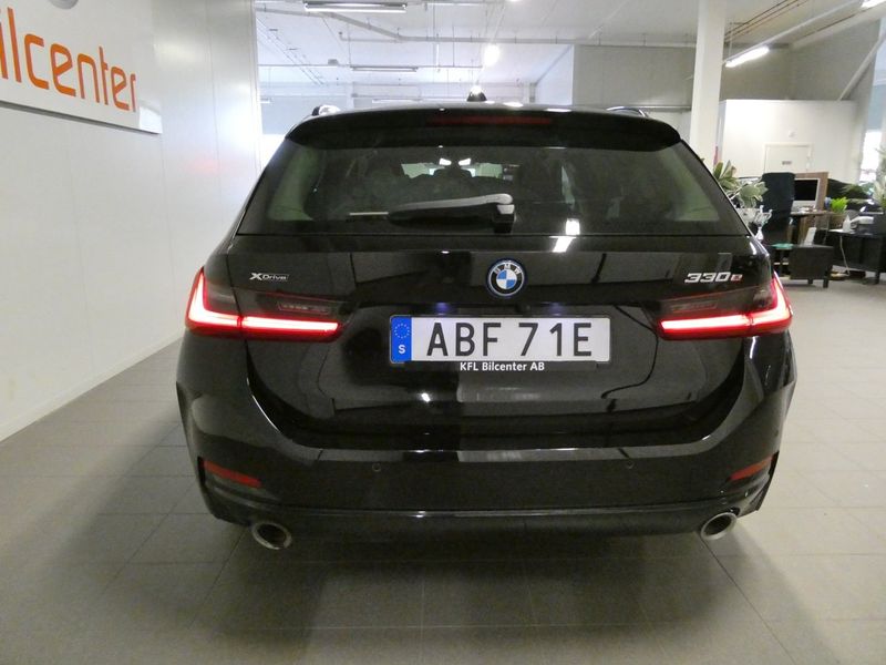 BMW 330 bild 7
