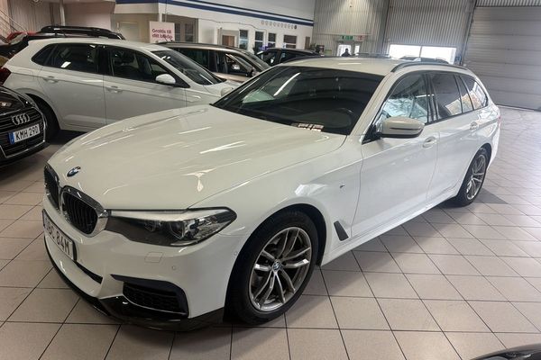 BMW 520 d xDrive Touring M Sport/SUPERDEAL FR 3.95%/BT/B-KAM/DRAG - 2019
