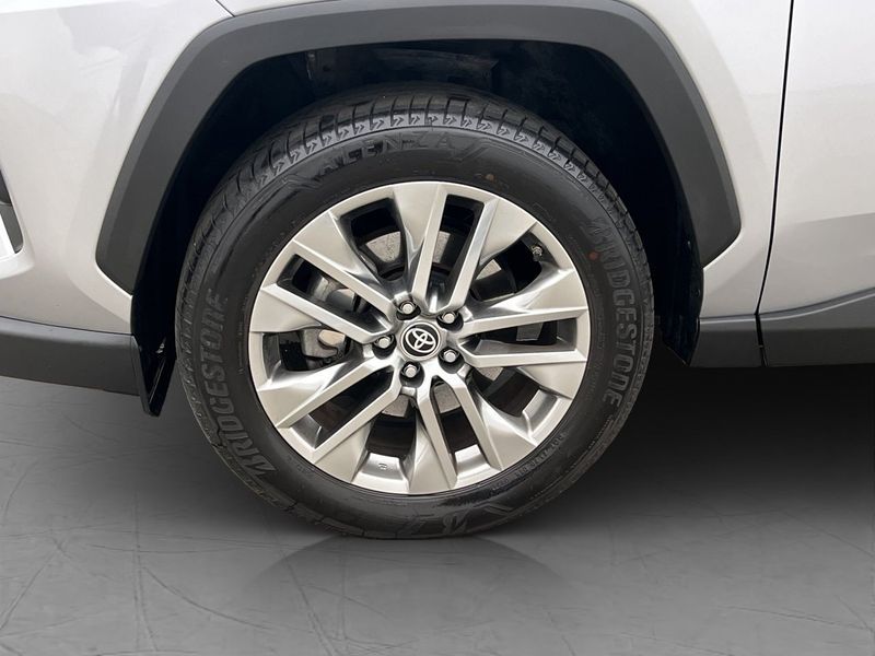 Toyota RAV4 bild 29