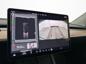 Tesla Model Y bild 20