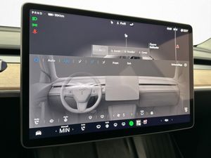 Tesla Model Y bild 22
