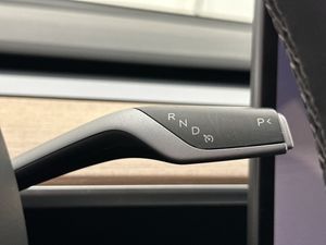 Tesla Model Y bild 34