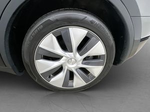 Tesla Model Y bild 31