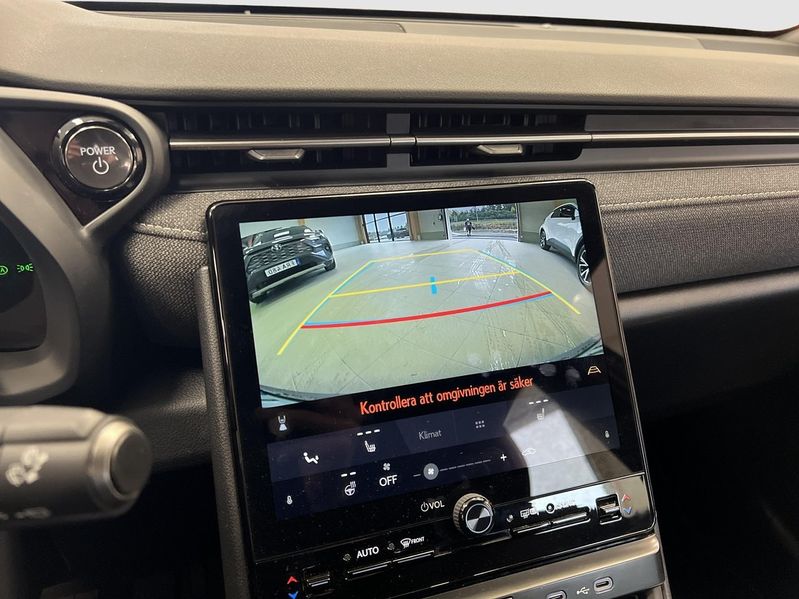 Lexus LBX bild 10