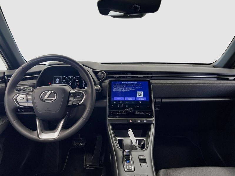 Lexus LBX bild 11