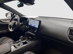 Lexus NX bild 6