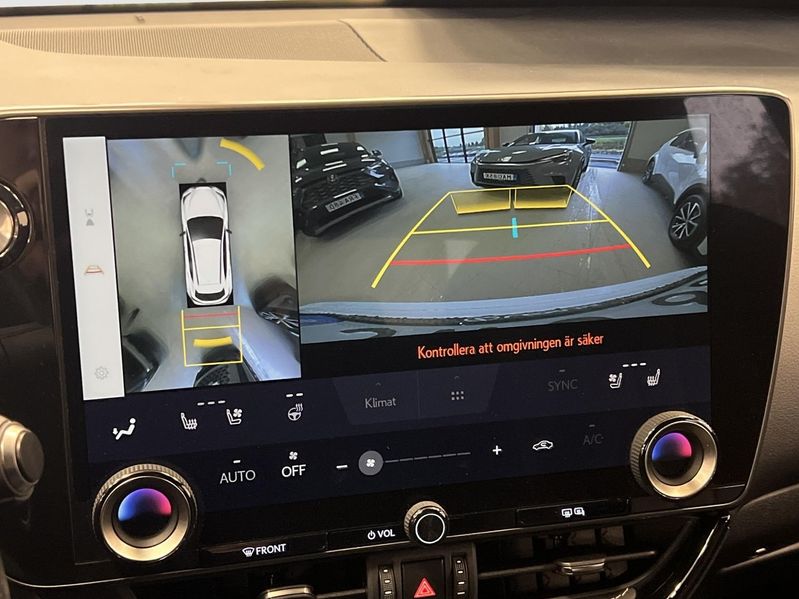Lexus NX bild 11