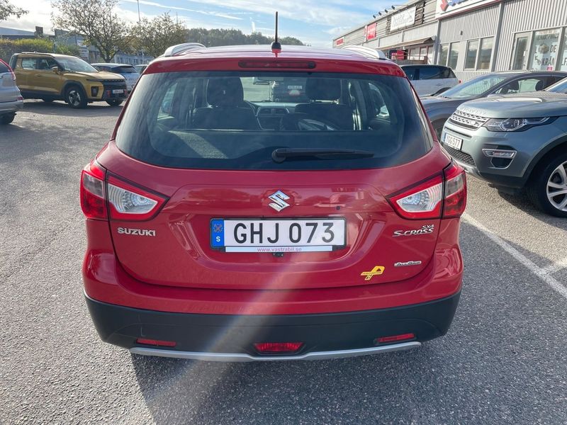 Suzuki S-CROSS bild 6