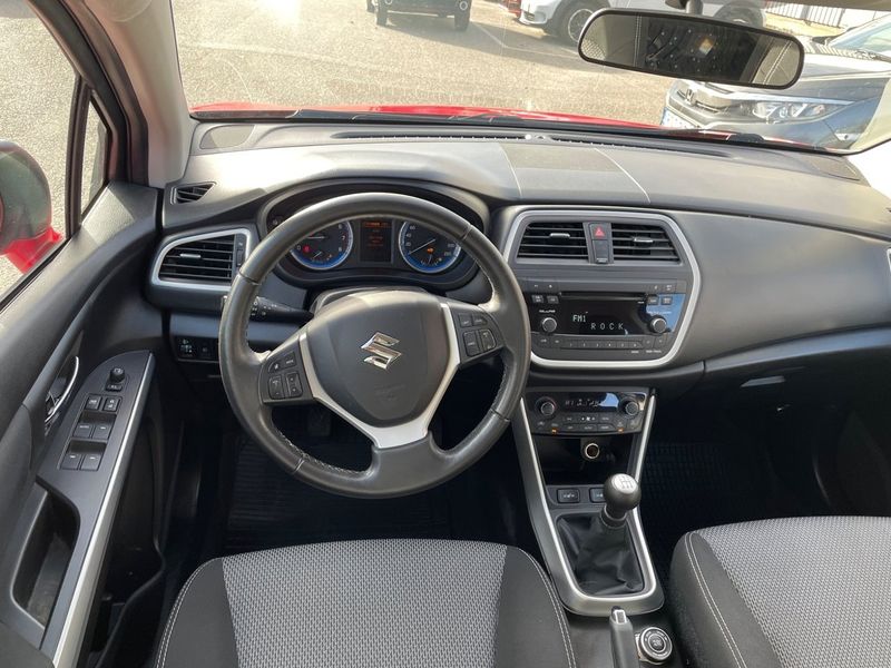 Suzuki S-CROSS bild 10