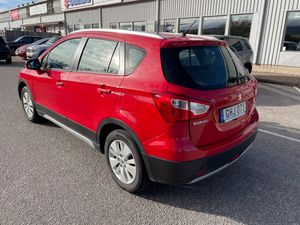 Suzuki S-CROSS bild 7