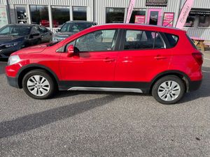 Suzuki S-CROSS bild 2