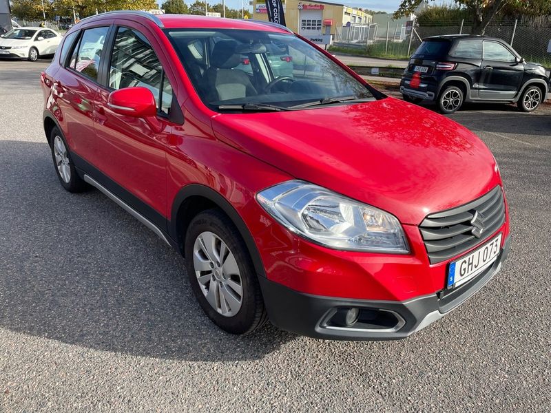 Suzuki S-CROSS bild 4
