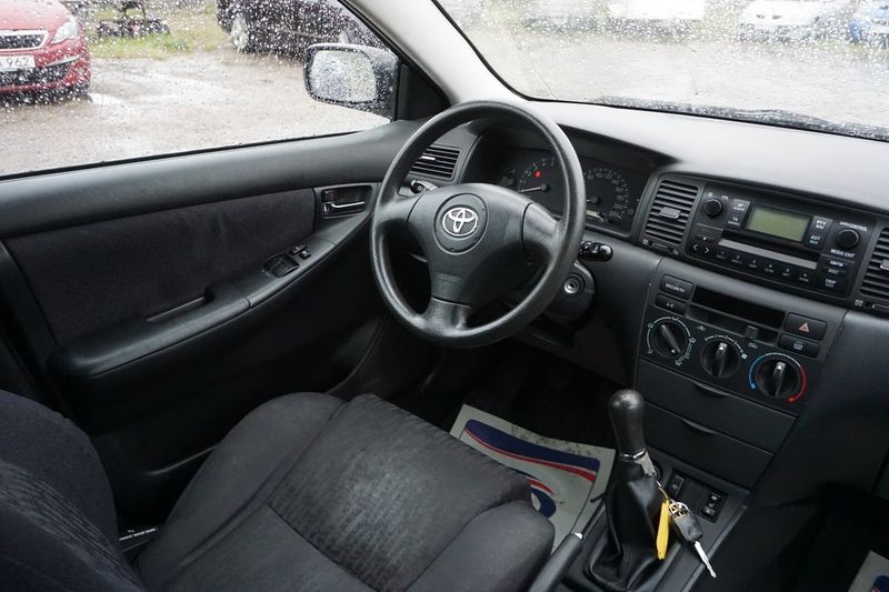 Toyota Corolla bild 5