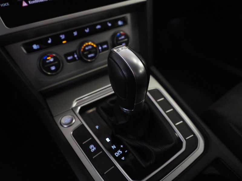Volkswagen Passat bild 22