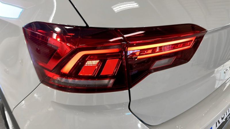 Volkswagen T-Roc bild 14