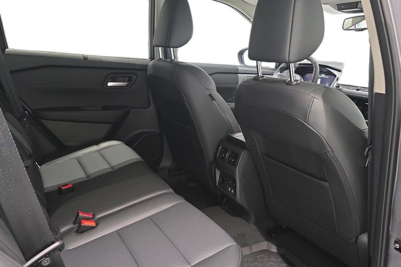 Nissan X-Trail bild 9
