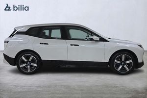 BMW iX bild 10