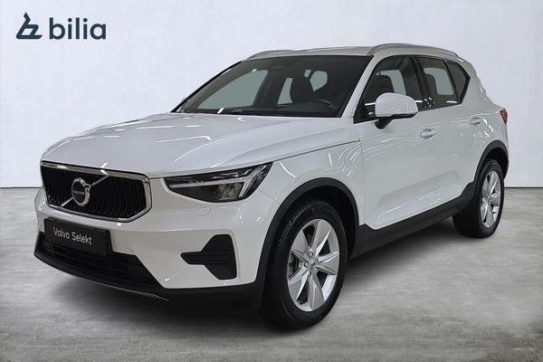 Volvo XC40 B3 FWD Bensin Core/Google/Dragkrok/Backkamera - 2024