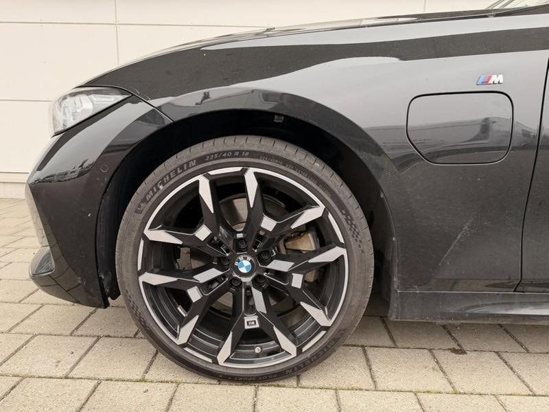 BMW 330 bild 5