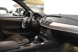 BMW X1 bild 8