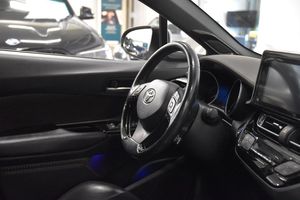 Toyota C-HR bild 8